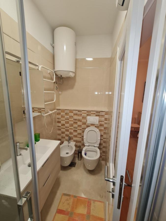 Villa Jure - Apartment Vlasta Lovran Bagian luar foto