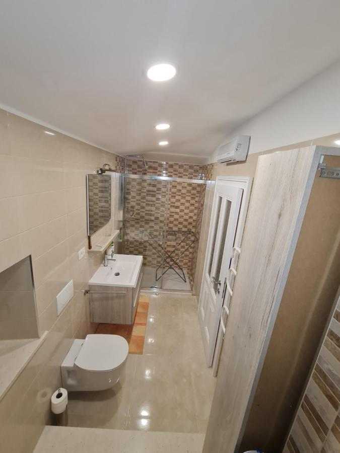 Villa Jure - Apartment Vlasta Lovran Bagian luar foto